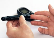 November is National Diabetes Month: How it Can Affect Your Dental Health